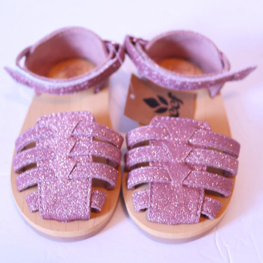 Kid's Reef Sandals (Size 7-8)